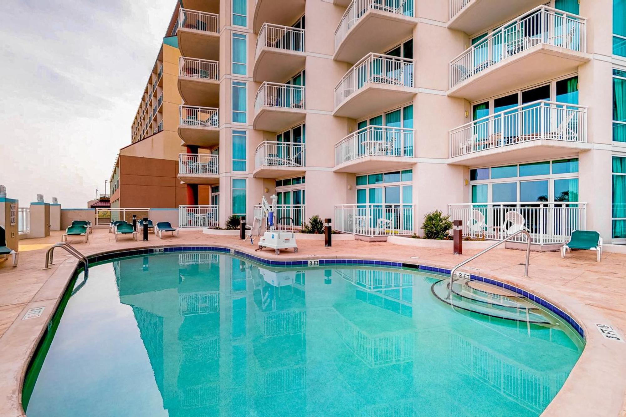 The Horizon Villa Myrtle Beach Room photo