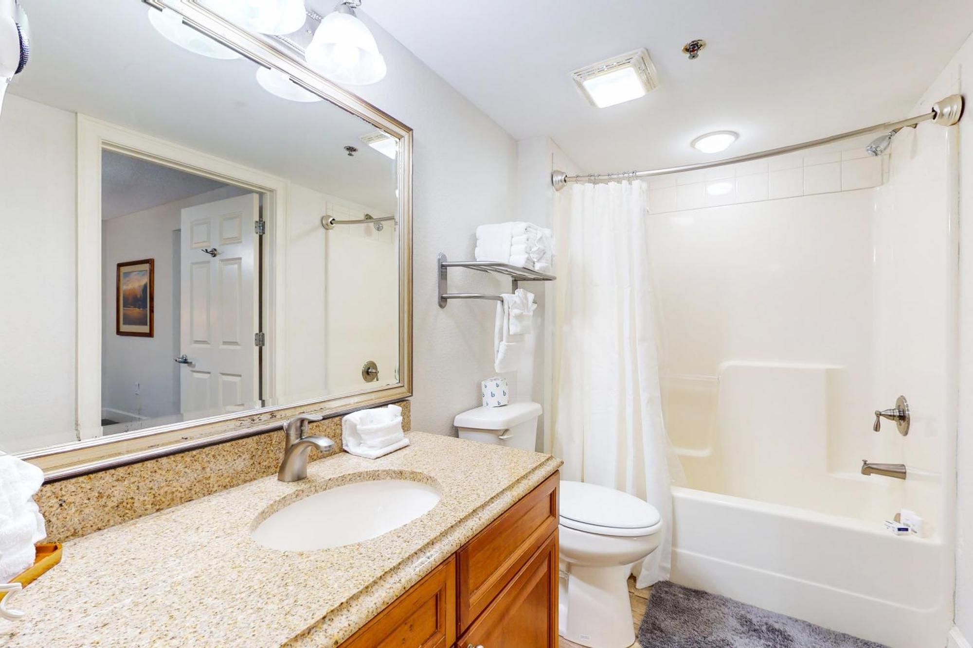 The Horizon Villa Myrtle Beach Room photo